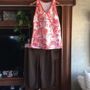 Danskin workout clothes